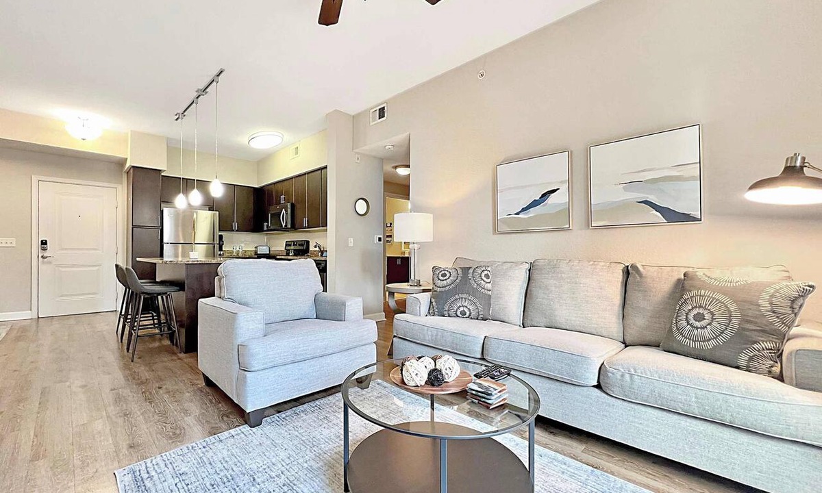 Carver City - Lincoln Gardens Apartment | Luxury Westshore Living, Work Desk, Pet Friendly!