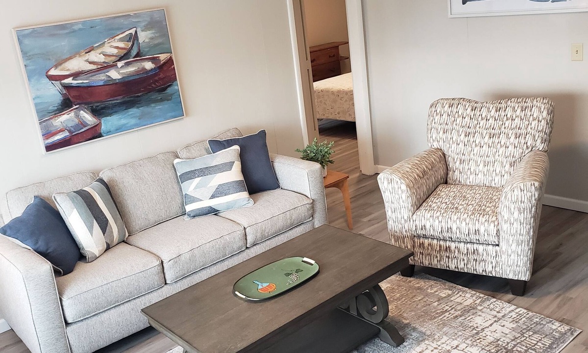 Sylvan Beach Apartment | Main Street Retreat