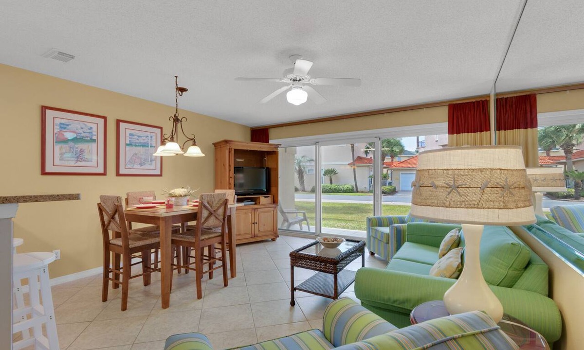 Miramar Beach Condo | Maravilla Condo 4107 - TWO FREE BEACH CHAIRS/UMBRELLA DURING YOUR STAY! HURRAY!