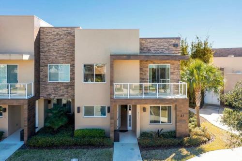 Florida Central Atlantic Coast House | Marvelous 4 Bd Close to Disney @ Magic Village 3153