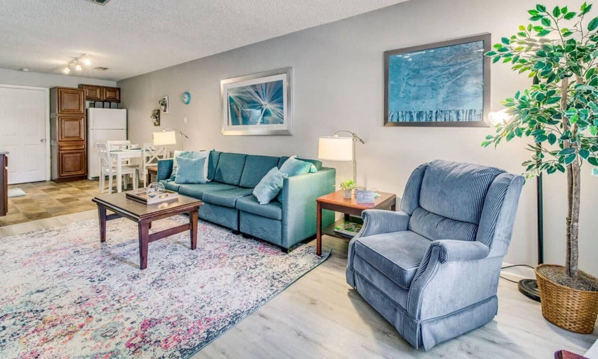 Northeast Pensacola House | Mins to Beach & Downtown- Seafoam Shanty, 2 Units!