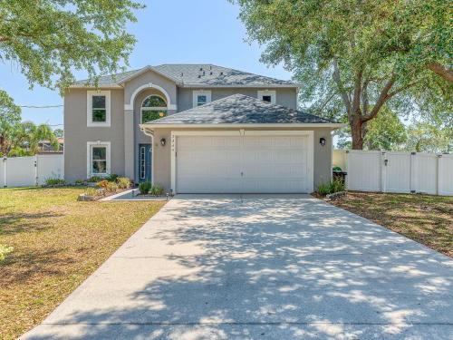 Port Saint John House | Minutes to NASA, SpaceX, Cocoa Beach & Cruise Port