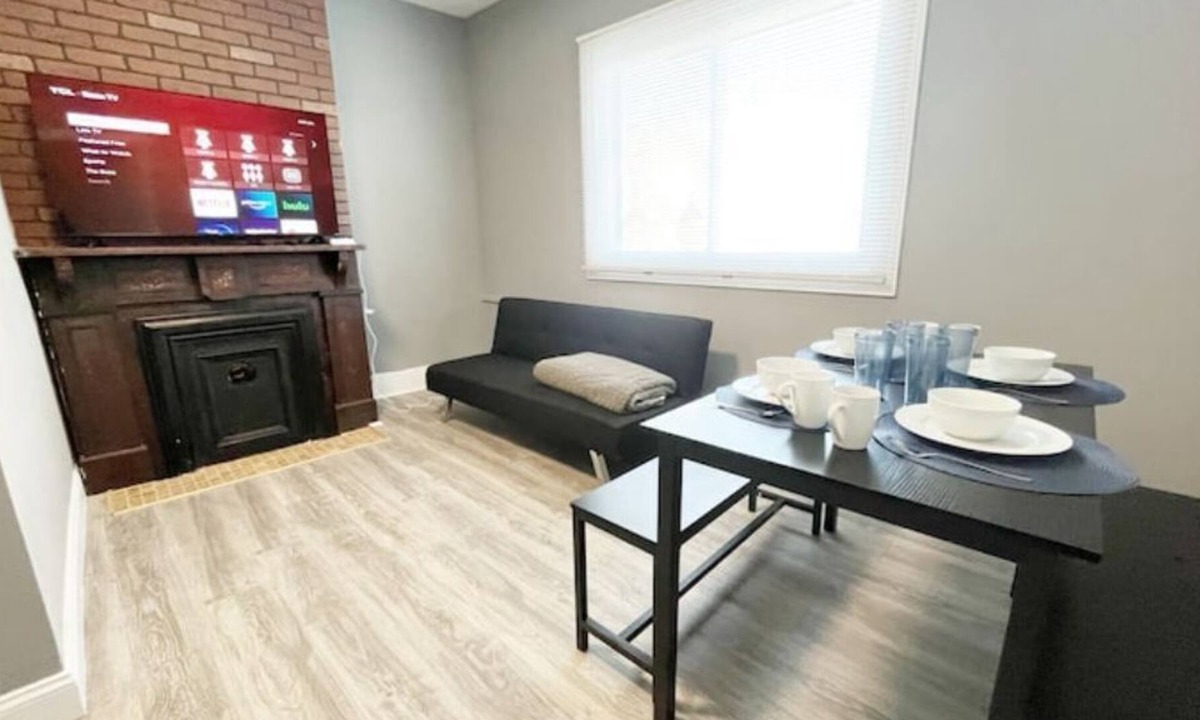 Guttenberg Apartment | Modern 2 BR 3 beds close to NYC