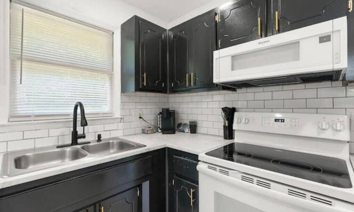 Drayton Apartment | Modern Comforts