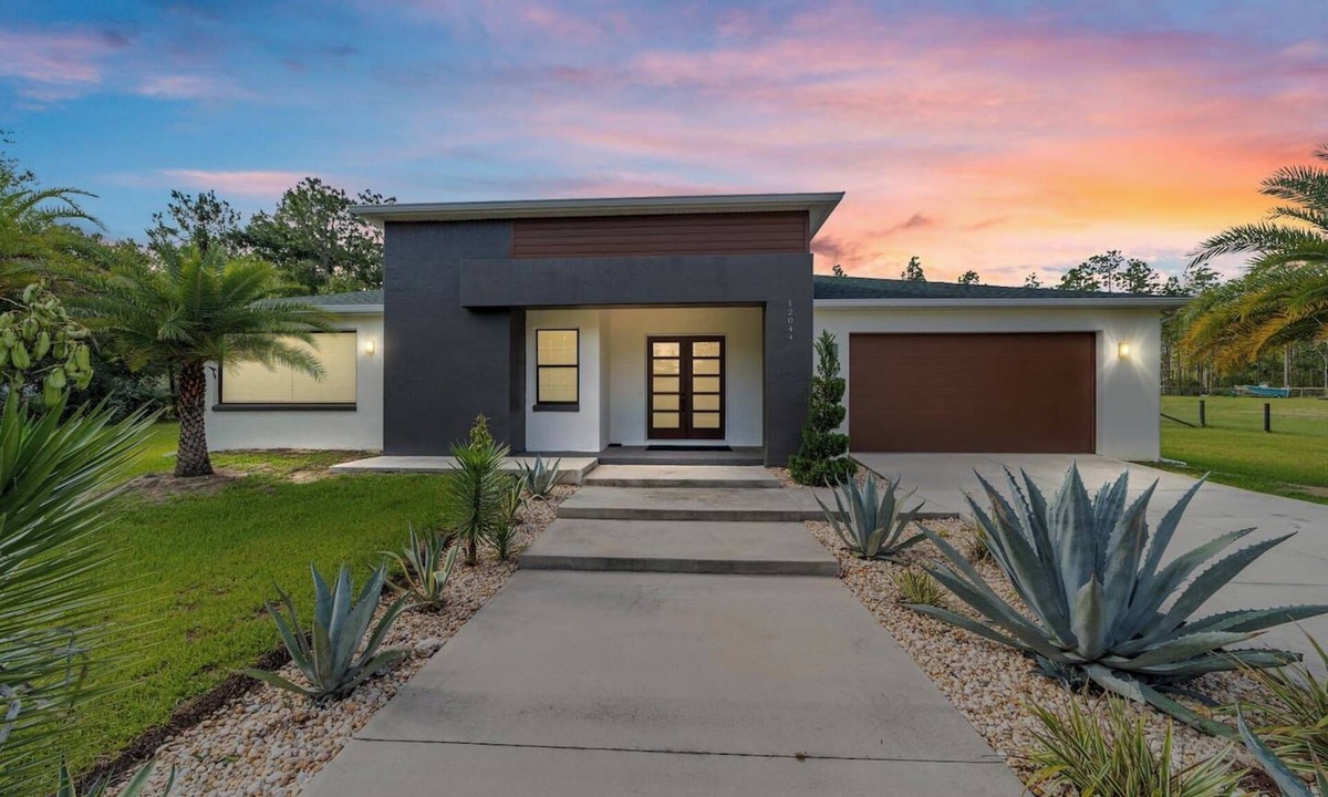 Ocala House | Modern Pearl NEW 4bdr -7 min WEC, FAST Swimming, Golf