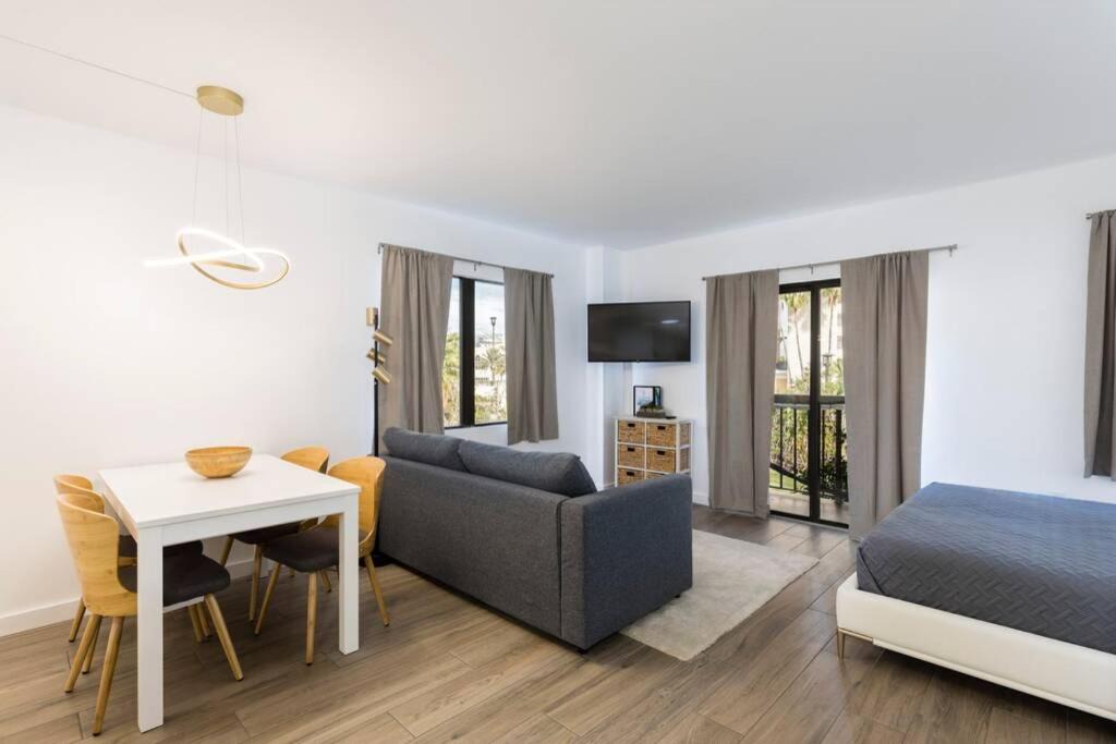 Southwest Orlando Apartment | Modern Studio on I-Drive: parking + pool included