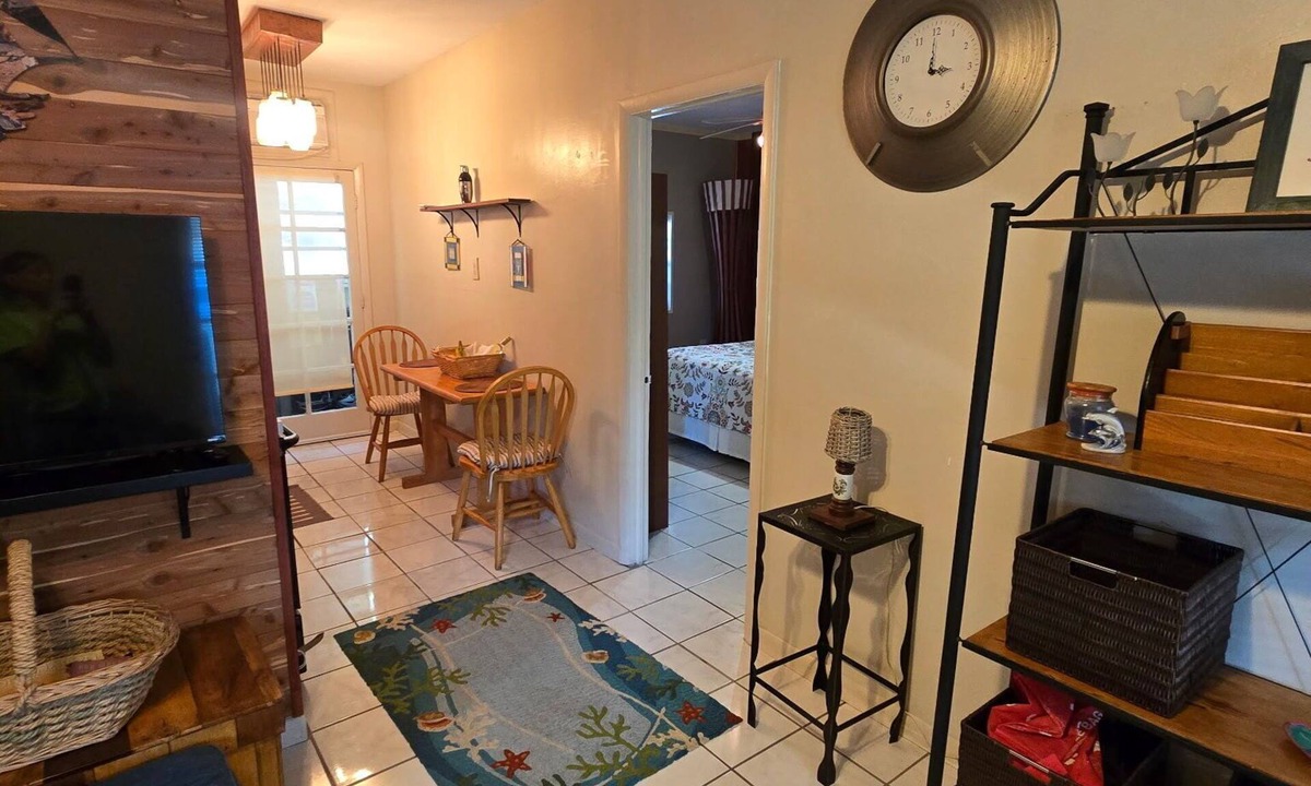 Old Town Apartment | Monthly 1-bedroom Apt B with kitchen, Old Town Key West.