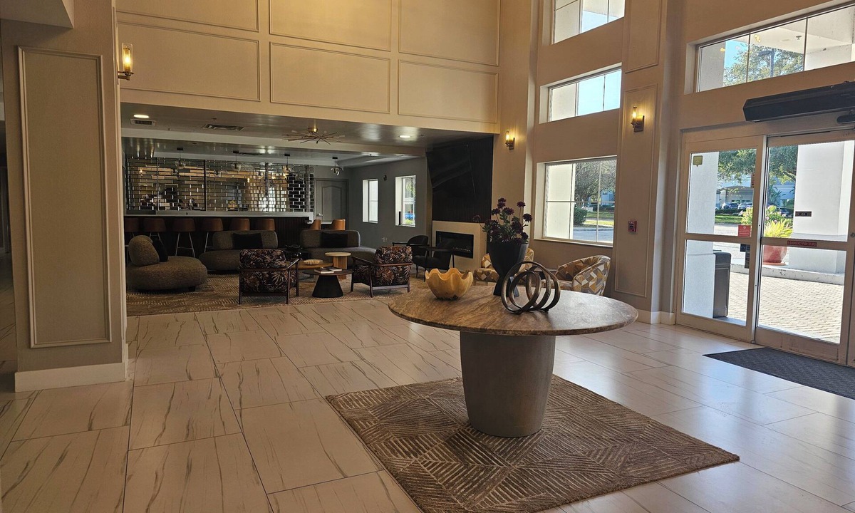 Florida Central Atlantic Coast Hotel | MONTREAL SUITES ORLANDO by IHG