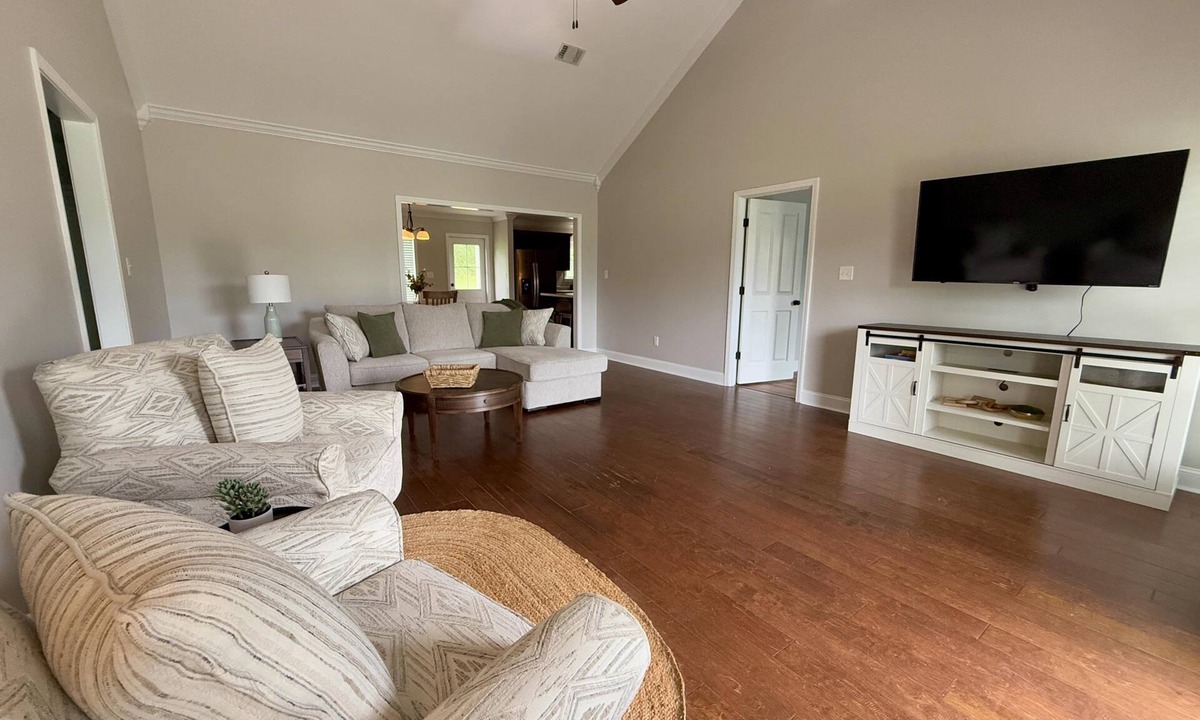 Albany House | Near Fishing, Parks & More – Leesburg Escape 4BR, 2 BA Home