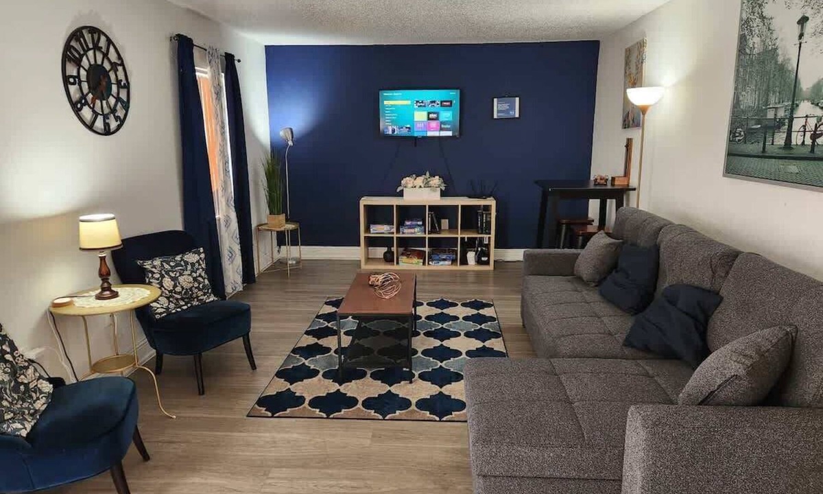 Southwest Orlando Condo | Near Universal and other Orlando Attractions