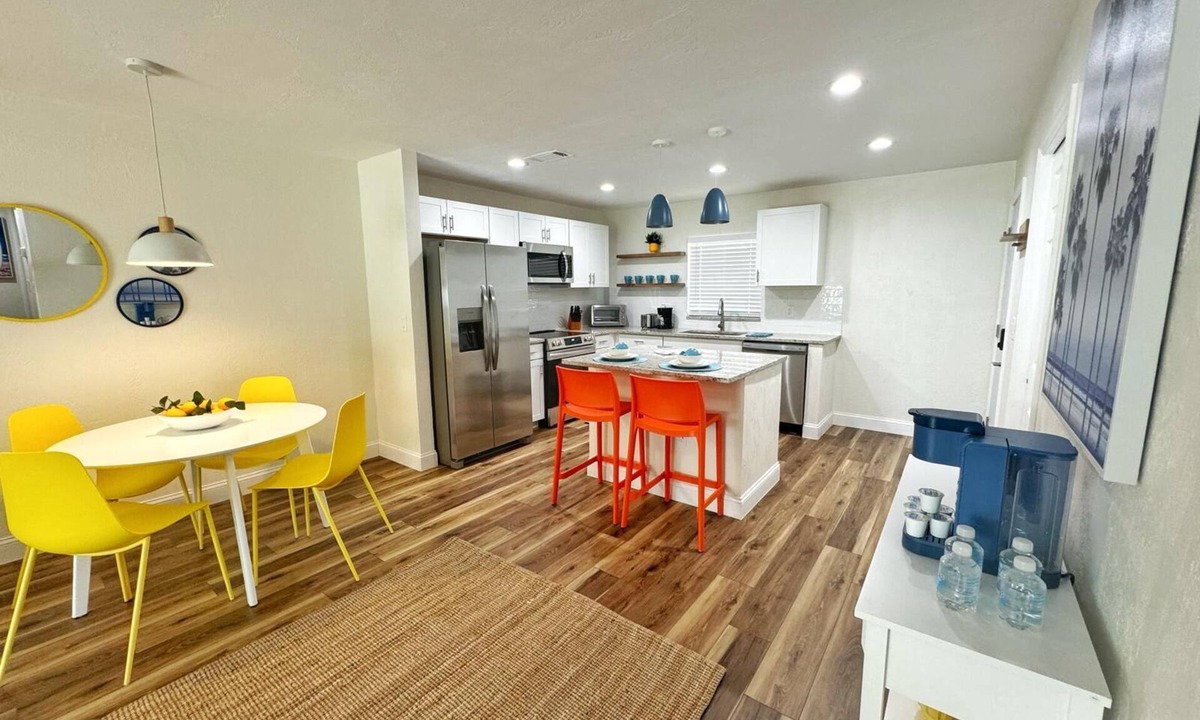 Port Orange House | NEW Amazing Sunshine-Up 6 Guests-Private Backyard