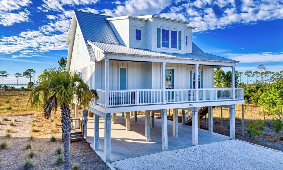 Port St. Joe House | NEW Bayside Bliss - Sunset View - Private dock access to bay - Close to Beach