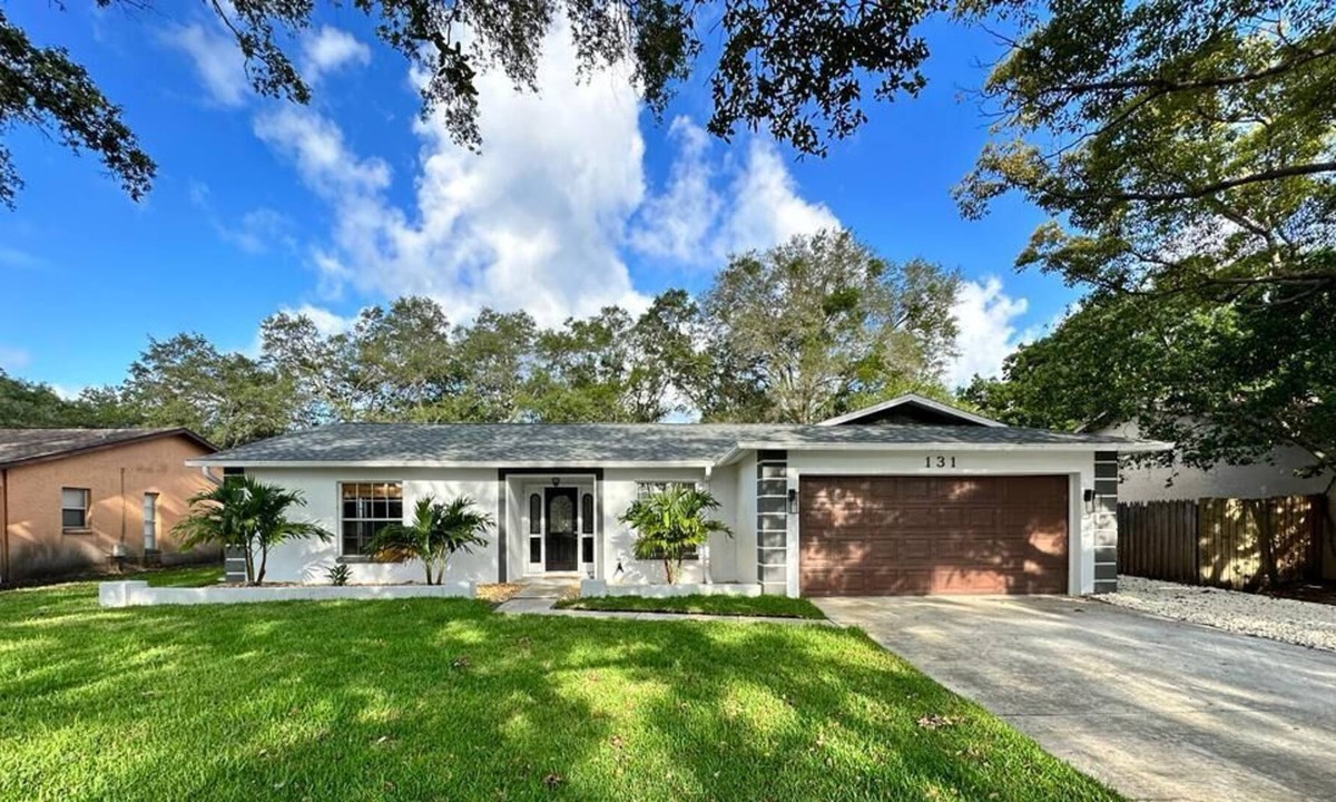 Palm Harbor House | NEW LISTING-COZY HOME-NEAR BEACH/WATER PARK/DOWNTOWN/GOLF/MUSEUM/PARK!