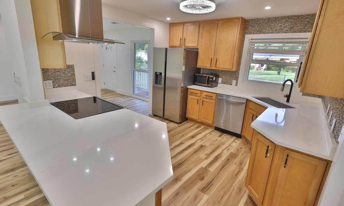 Scenic Heights House | NEW on VRBO Villa Capri Luxe Coastal Resort 4-bed 2 luxury baths.Best Location!
