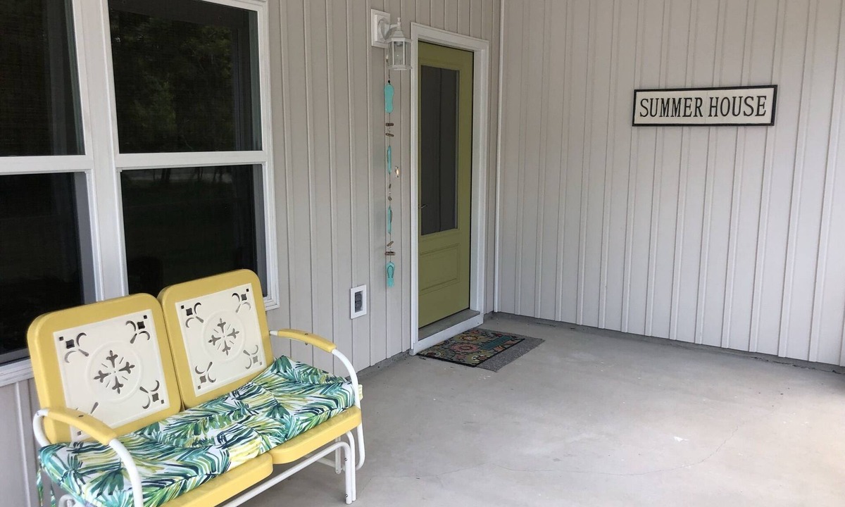 Port St. Joe House | Newer home close to bay and downtown 8 minute walk to bay