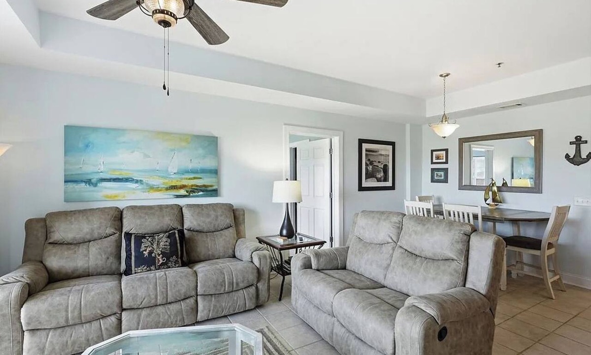 Darien Condo | Newly Listed! Gorgeous River front 3 Bdrm Condo with amazing views in Darien GA.
