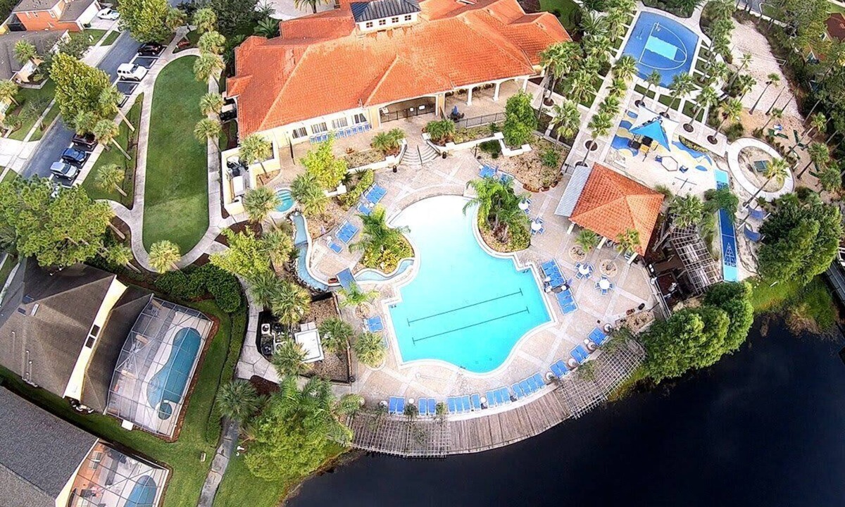 Kissimmee Villa | Newly Renovated Stylish Villa, With Star Wars, Mickey and Safari Themed Rooms #3tv4706