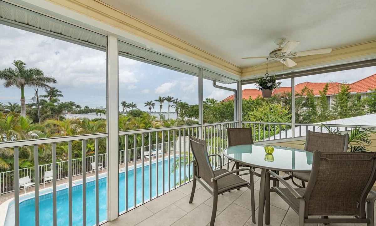 Royal Harbor Condo | Newly renovated Waterfront condo with new heated pool and dock