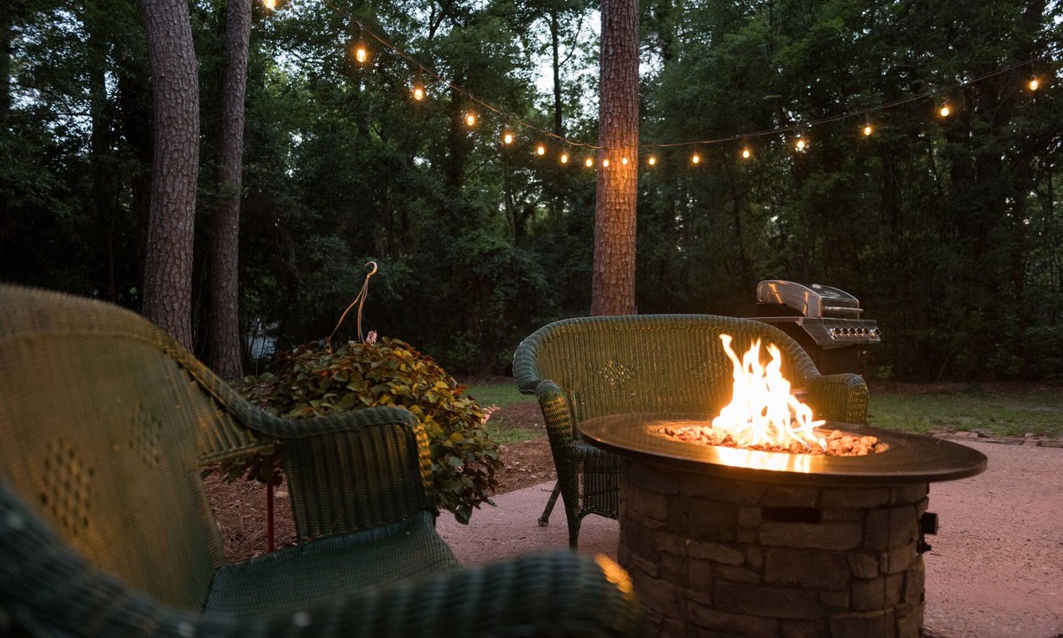 Valdosta House | Newly Updated Premium Property, Super Clean, Close to SGMC & VSU, Pets, Fire Pit