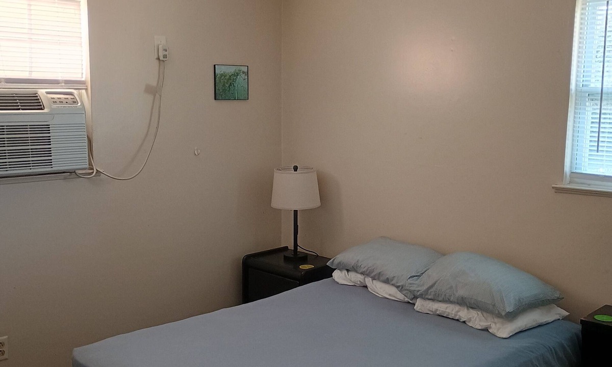 Greenwood House | Nice 1-bedroom house in charming Greenwood near Caverns State Park. No pet fee.