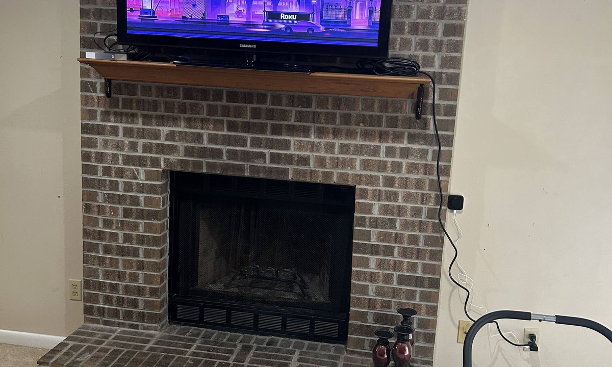 Daleville House | Nurses Heaven 2-bedroom townhome in charming Daleville with WiFi, AC. Come over