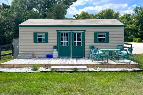 Fellowship House | Ocala Tiny Home on 10-Acre Farm Near WEC!