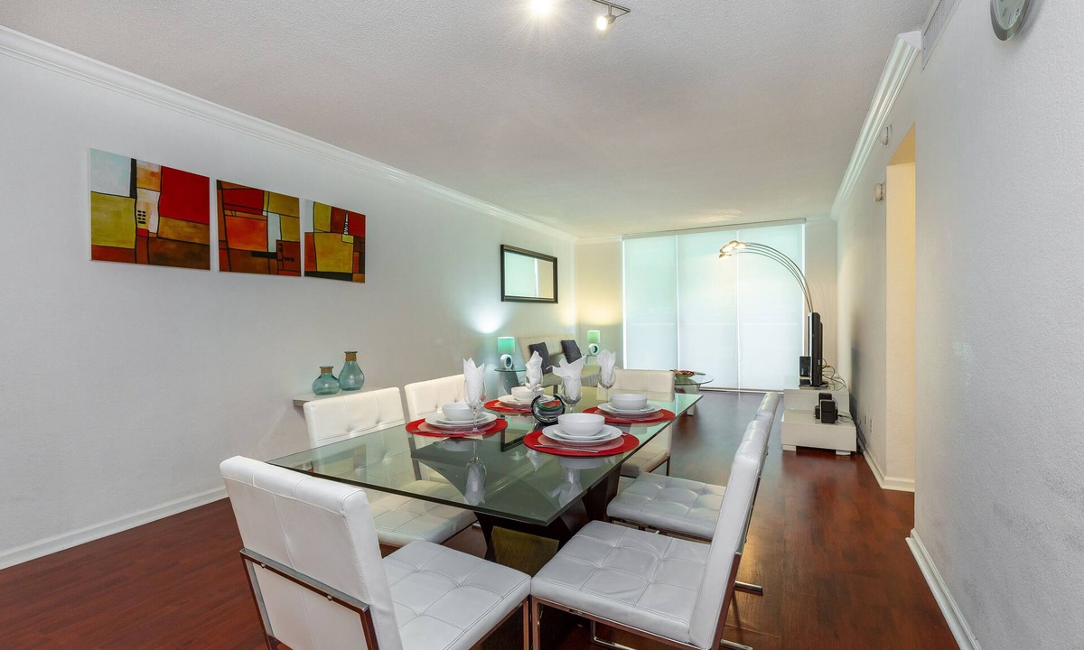 Hollywood South Central Beach Condo | Ocean Front 1 Bedroom Luxury Suite at The Tides Hollywood