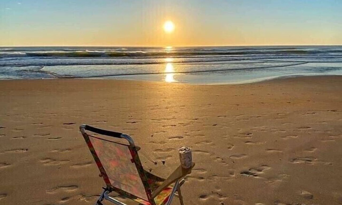 Ormond-by-the-Sea Condo | Ocean front condo, beautifully furnished!