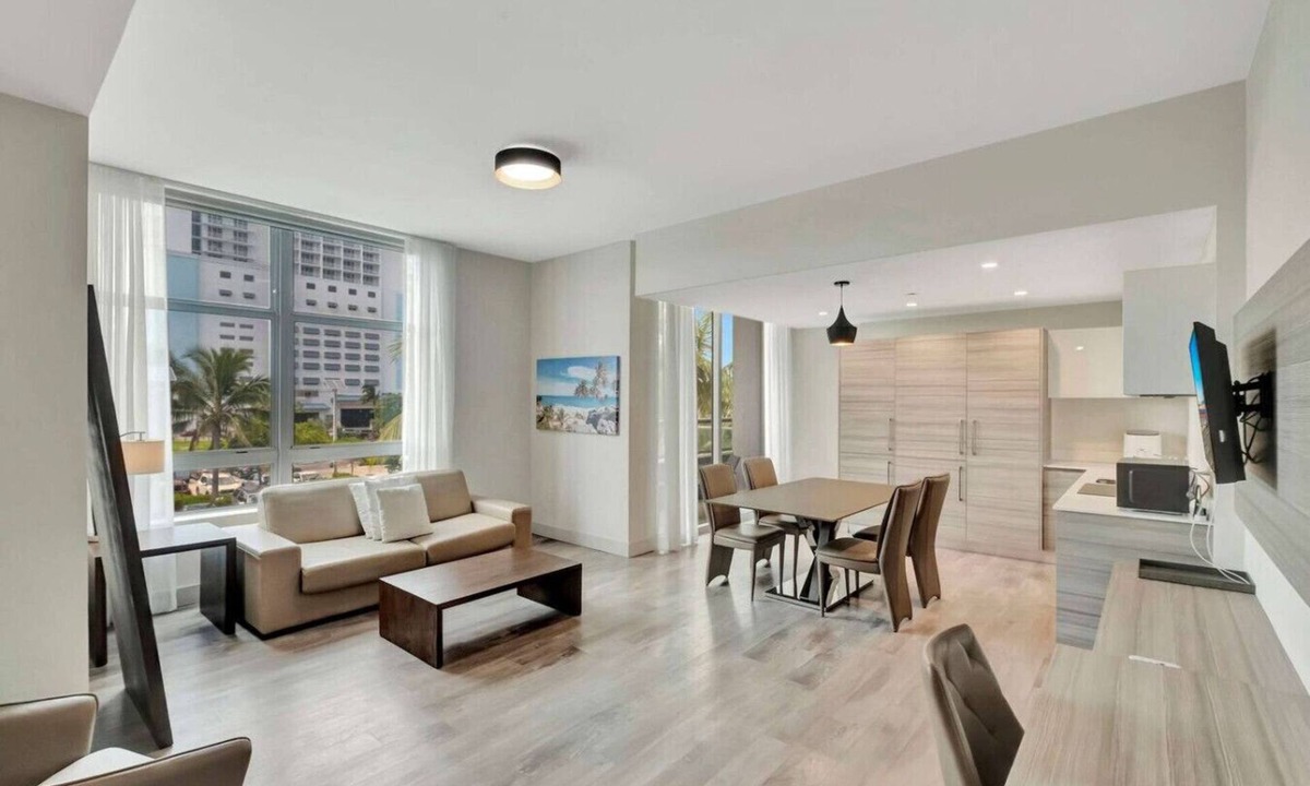 Hollywood Condo | Ocean Oasis Costa Hollywood