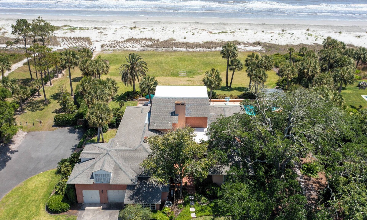 Saint Simons Island House | Oceanfront, 5 Bedroom Sea Island Cottage with Pool and separate Carriage House
