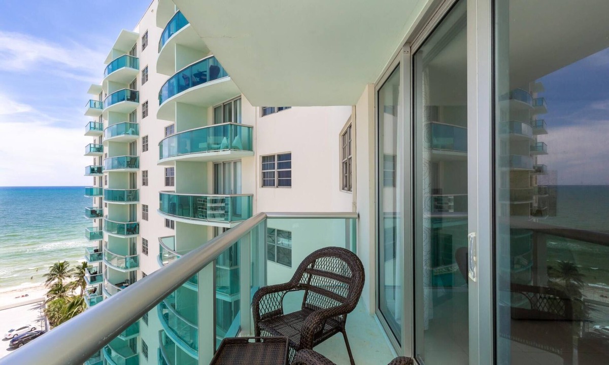 Hollywood South Central Beach Condo | Oceanfront Balcony, Stunning Ocean Views at Tides