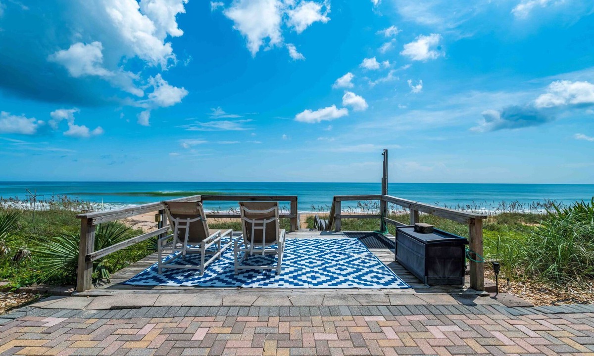 South Ponte Vedra Beach House | Oceanfront | Hot Tub, Putting Green, Fire Pit!