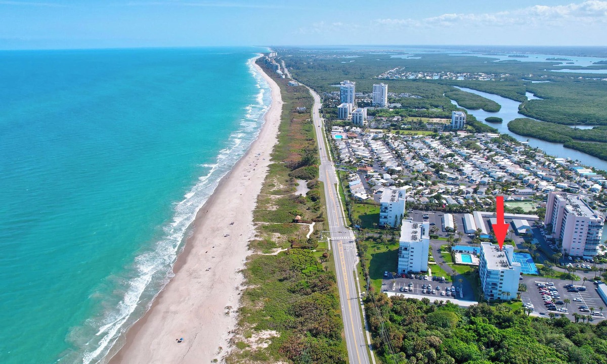 Fort Pierce Shores Condo | Oceanview 2-bedroom condo in Ocean Harbour North in Hutchinson Island