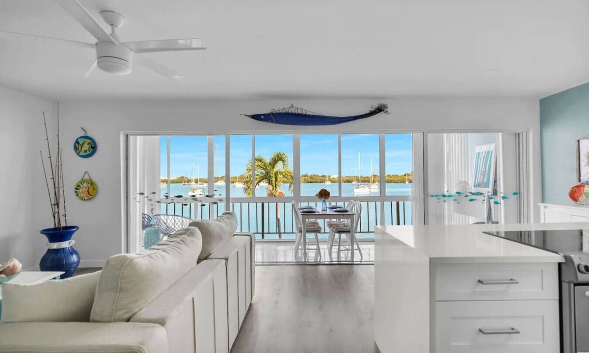 Marathon Condo | Oceanview Condo w/Pool + Direct Beach Access