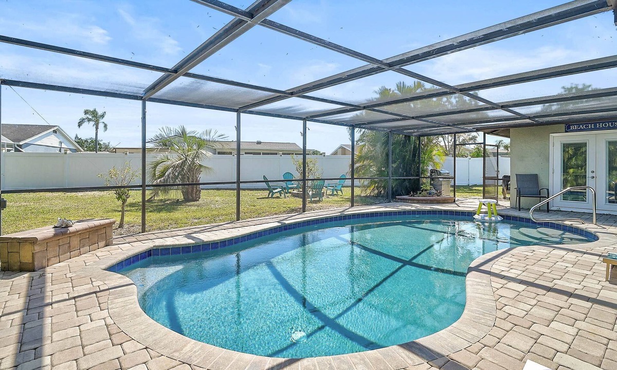 Whitfield House | Old Florida Charm- Private Pool-Great for Families