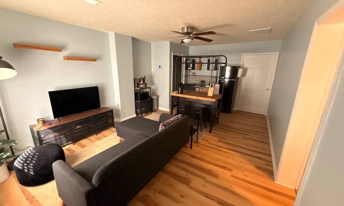 Dublin Apartment | One Bed/One Bath hideaway near VA Hospital