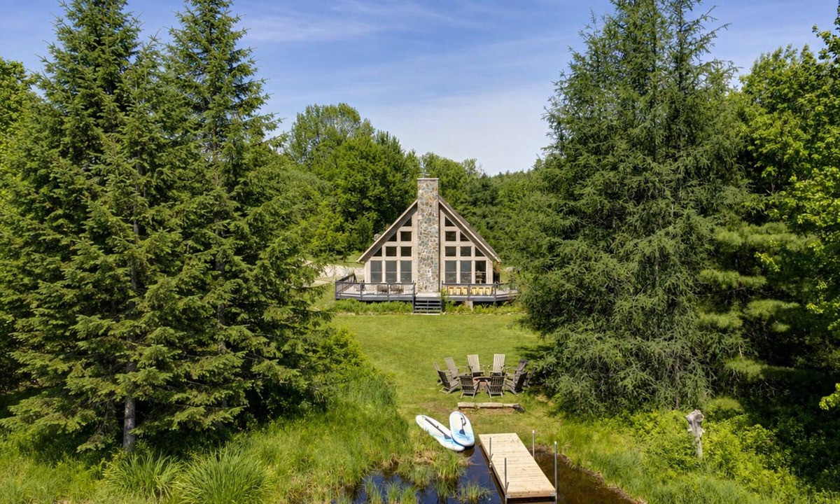 Gloversville House | Paddle & Pine