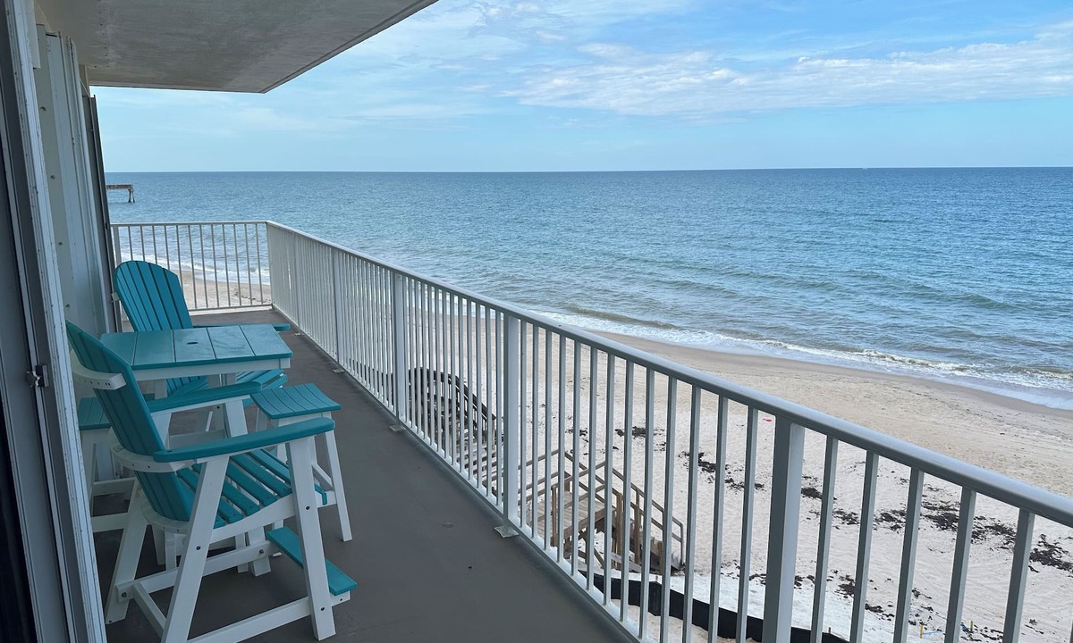 Central Beach Condo | Panoramic Oceanfront Views from Every Room! Peaceful 2-bedroom Vero Beach condo