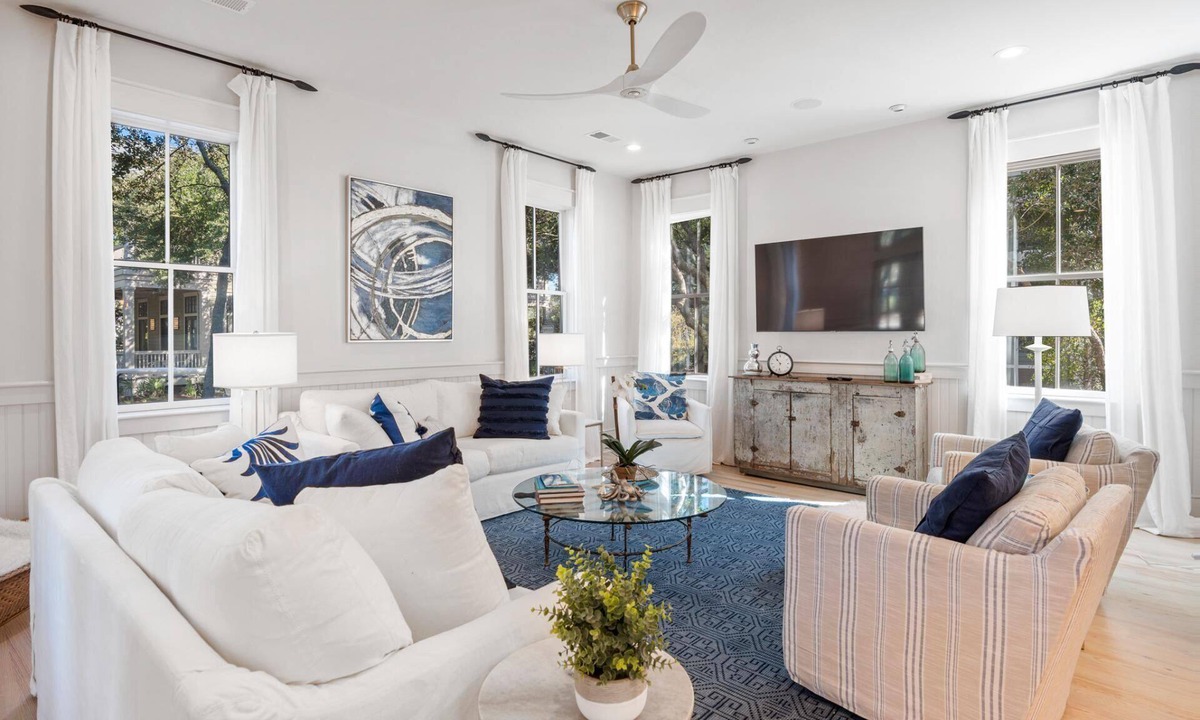 Cottage District House | Park District Home with Carriage House, 6-Passenger LSV, and 4 Bikes
