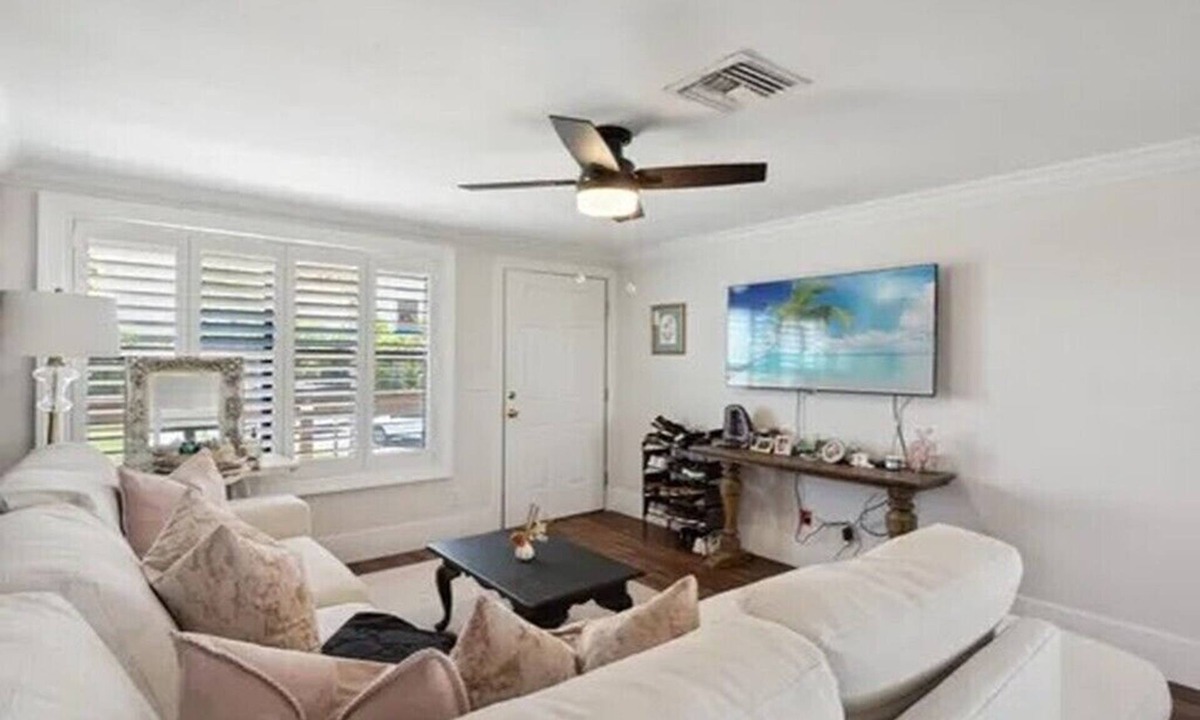 Goodland Condo | Peaceful Goodland, FL Stay: 1BR/1BA with Sunroom Daybed, 10 Min to Marco Island