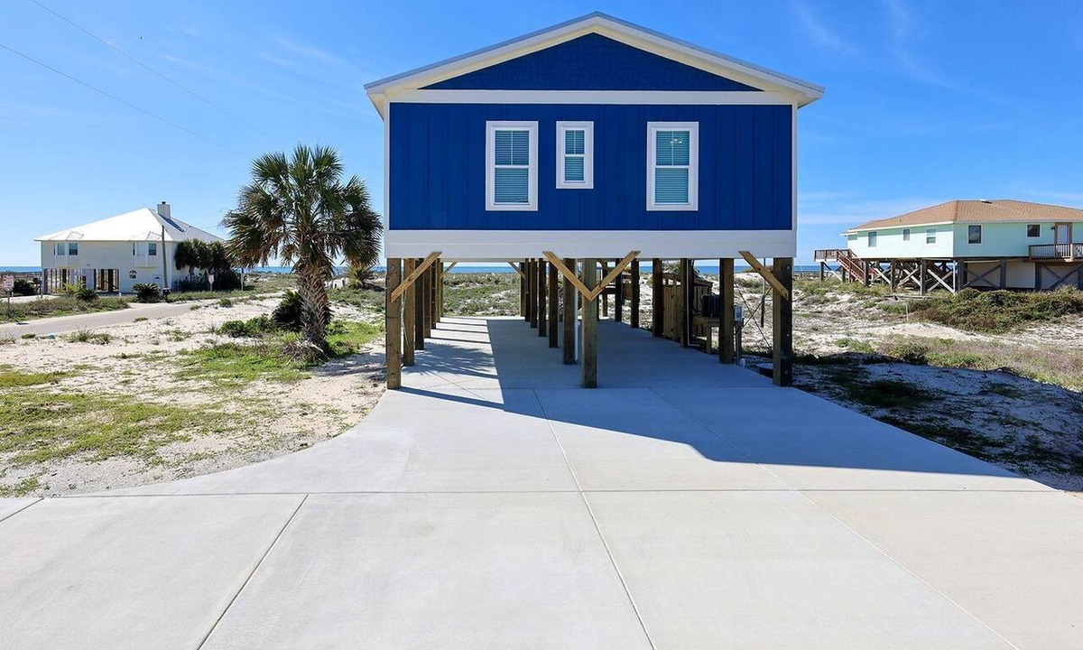 Fort Morgan House | Peaceful Gulf Front Coastal Getaway on Fort Morgan Road | Gulf Shores, Alabama