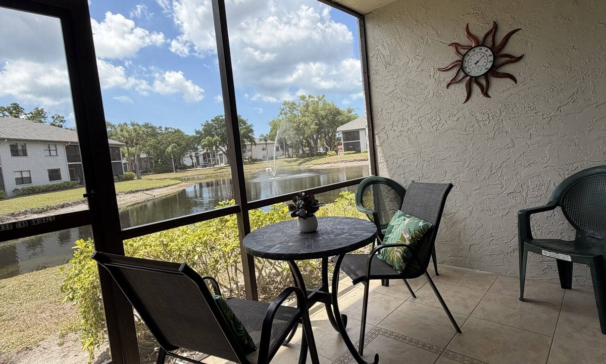 South Bradenton Condo | Peaceful Pond-View Condo Retreat