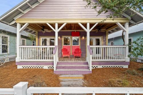 Seacrest House | Peacock Cottage