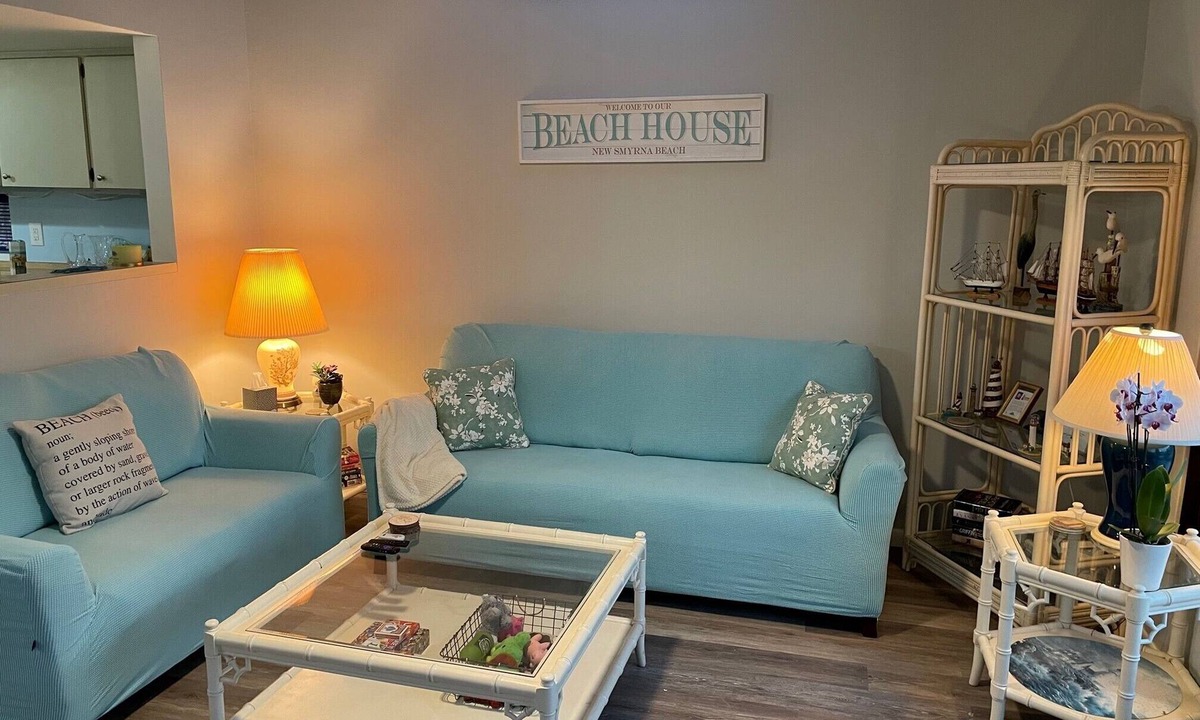 New Smyrna Beach House | Pelican Hill House - 2 KING Beds - Beachfront -Golf Cart 3bd/2.5ba