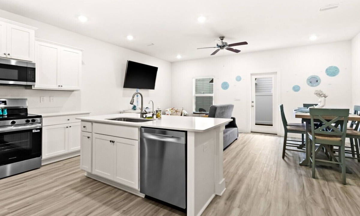Santa Rosa Beach Villa | Pet Friendly Coastal Retreat Near 30A Beaches
