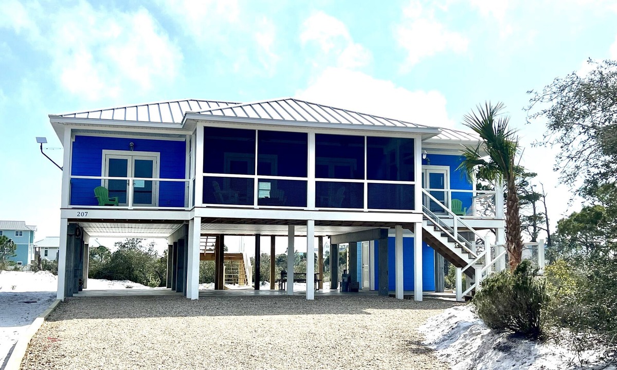 Port St. Joe House | Pet friendly & fenced, all size pets welcome, 5 mins to beach & bay, est. 2023.