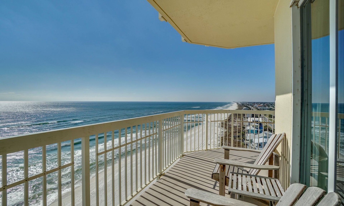Miramar Beach Condo | Platinum Luxury Ocean Front 3 BR/3 BA West Sunset Corner, Metro Style Decor.