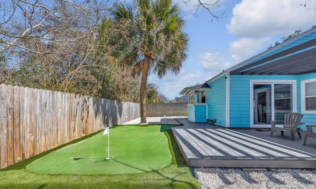 Dolphin's Cove House | Ponte Vedra Beach Retreat | Sleeps 8 | Pet Friendly | Putting Green | Near Golf & Beach SMV