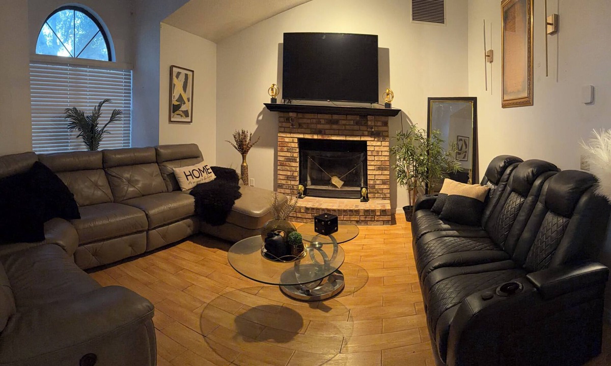 Wedgefield House | Pool getaway 35 minutes from the parks