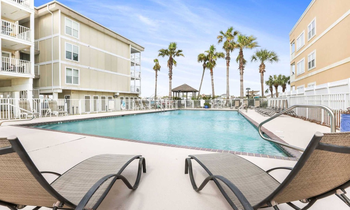 Orange Beach East Apartment | Portside 204- Best of Beach Bay